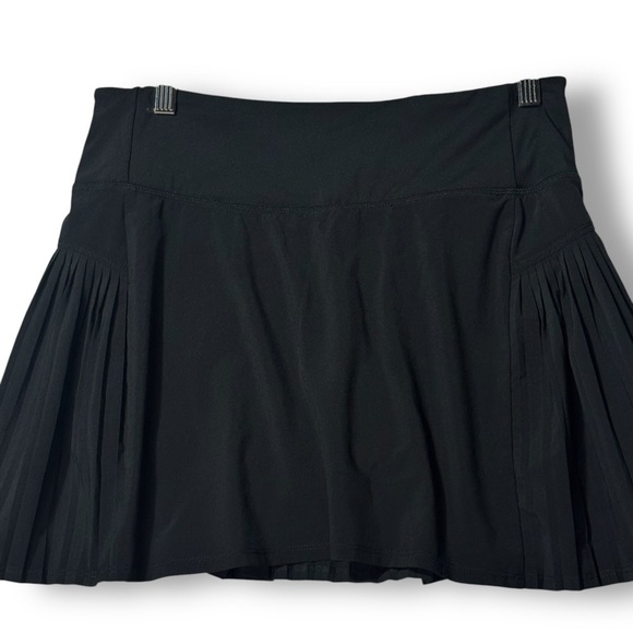 Athleta Backspin Skort Sz S Black Tennis Golf Athleisure Pleated Skirt - Picture 3 of 9
